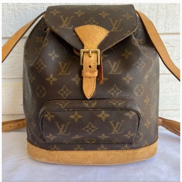 LOUIS VUITTON Moyen Montsouris Monogram Eclipse Drawstring Backpack - Picture 9 of 9
